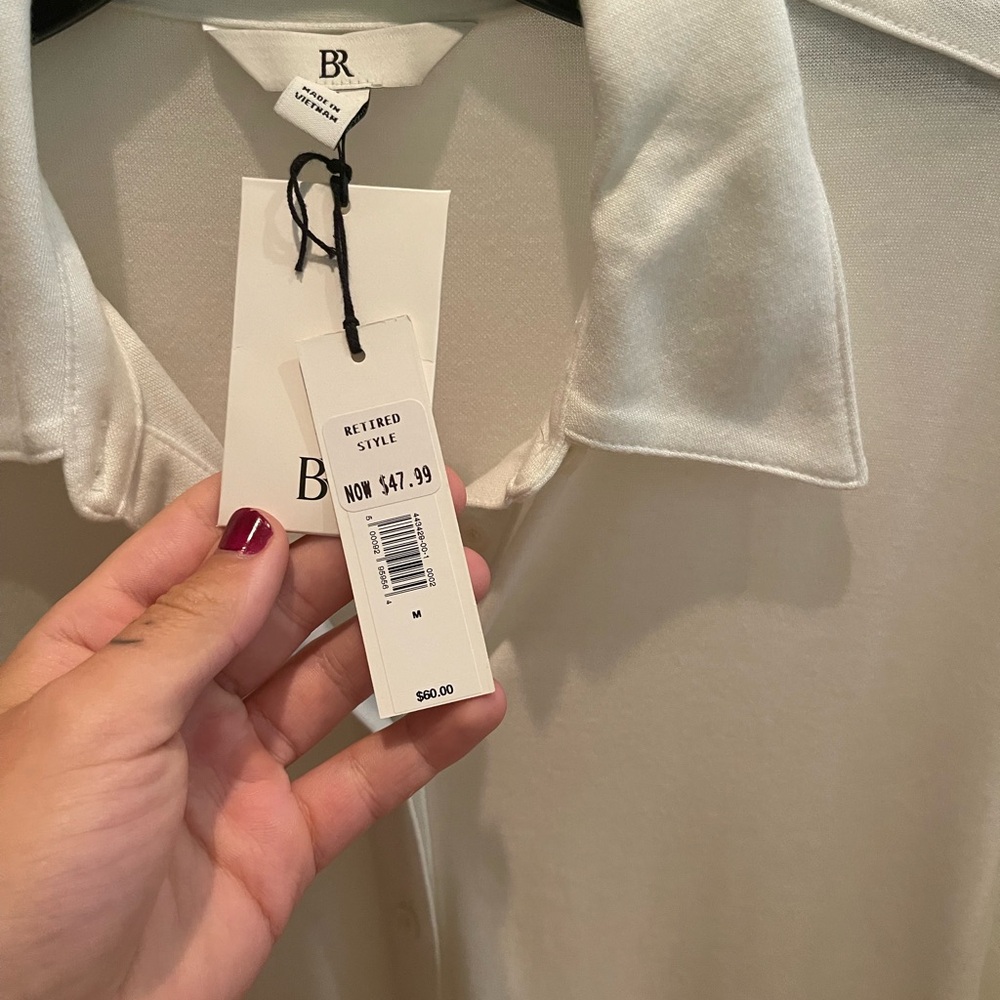 Banana Republic White Button Up Short Sleeve Shirt - Picture 3 of 4